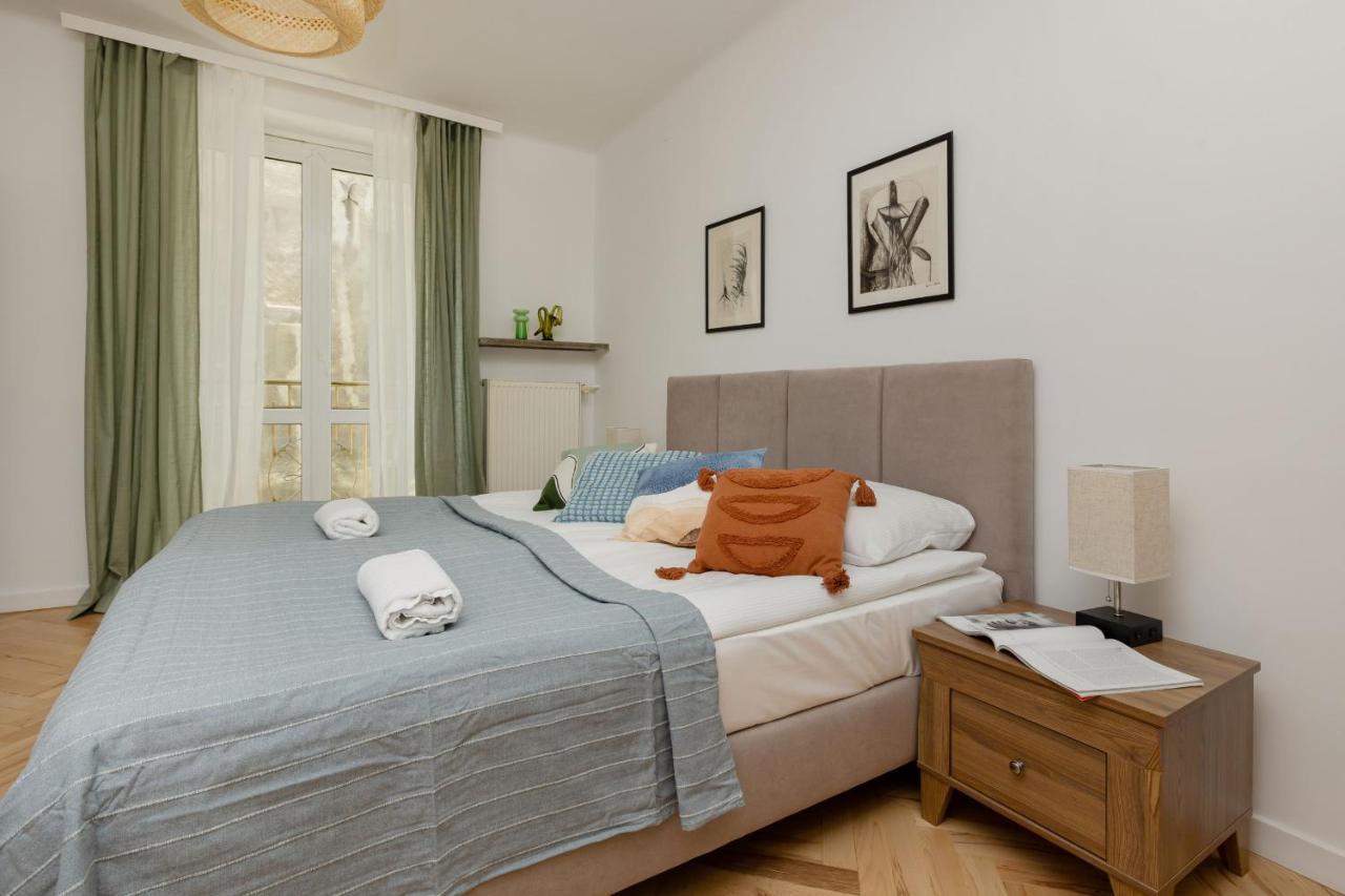 Tasteful Apartment In Warsaw City Center By Noclegi Renters Exterior foto
